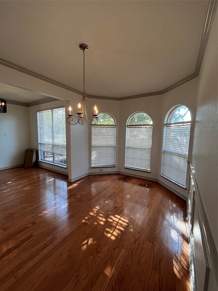 Photo - 1200 Oakley Dr House