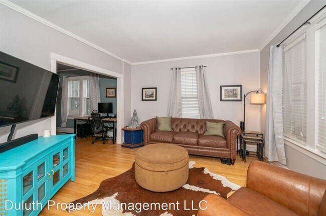 Foto del edificio - 4 br, 2 bath House - 920 N 13th Ave E