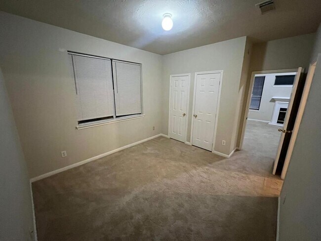 Foto del edificio - 11627 Swiftwater Bridge Ln