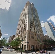 Building Photo - 1250 S Michigan Ave