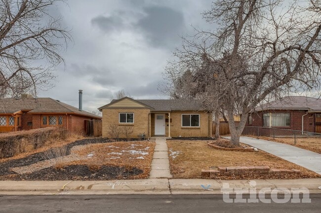 Foto del edificio - 3290 Magnolia St