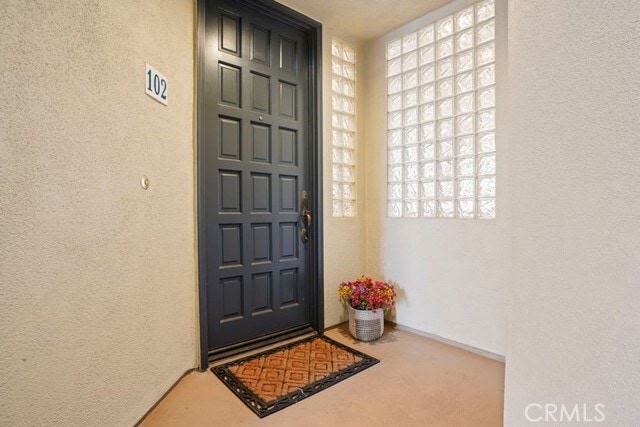 Foto del edificio - 4167 Warner Ave