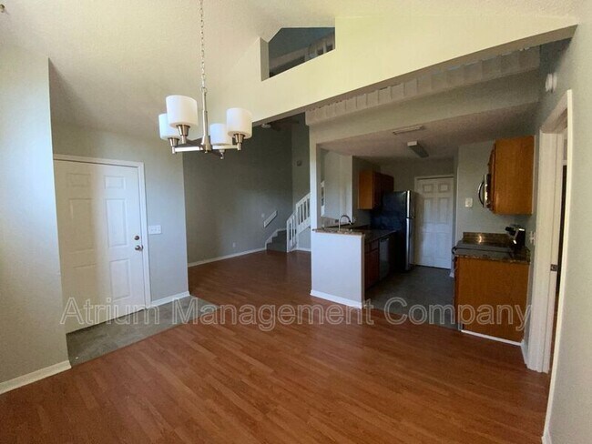 Building Photo - 954 Forest Ridge Ct
