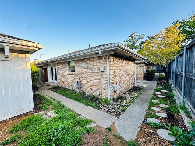 Building Photo - 3644 Stables Ln