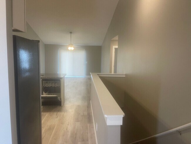 Building Photo - Your Village Pointe Townhome