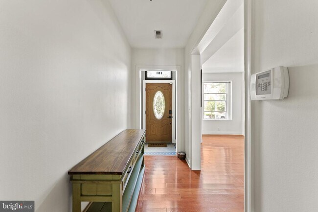 Foto del edificio - 131 R St NE