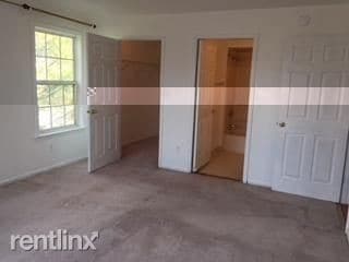 Building Photo - 1534 Waterford Dr