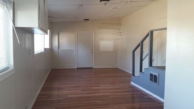Building Photo - 2 br, 2 bath House - 4309 Lincoln