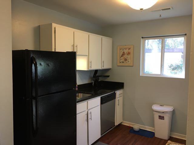 Building Photo - 2745 Jobee Dr