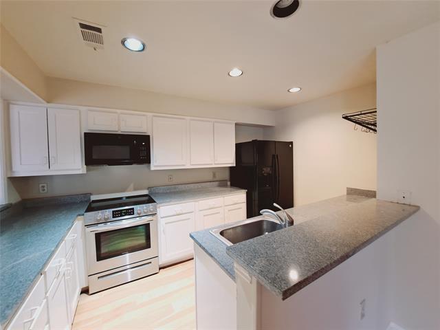Foto del edificio - 2954 Allister St