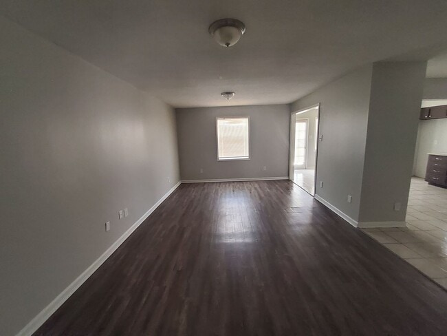 Building Photo - 4202 Crain Rd