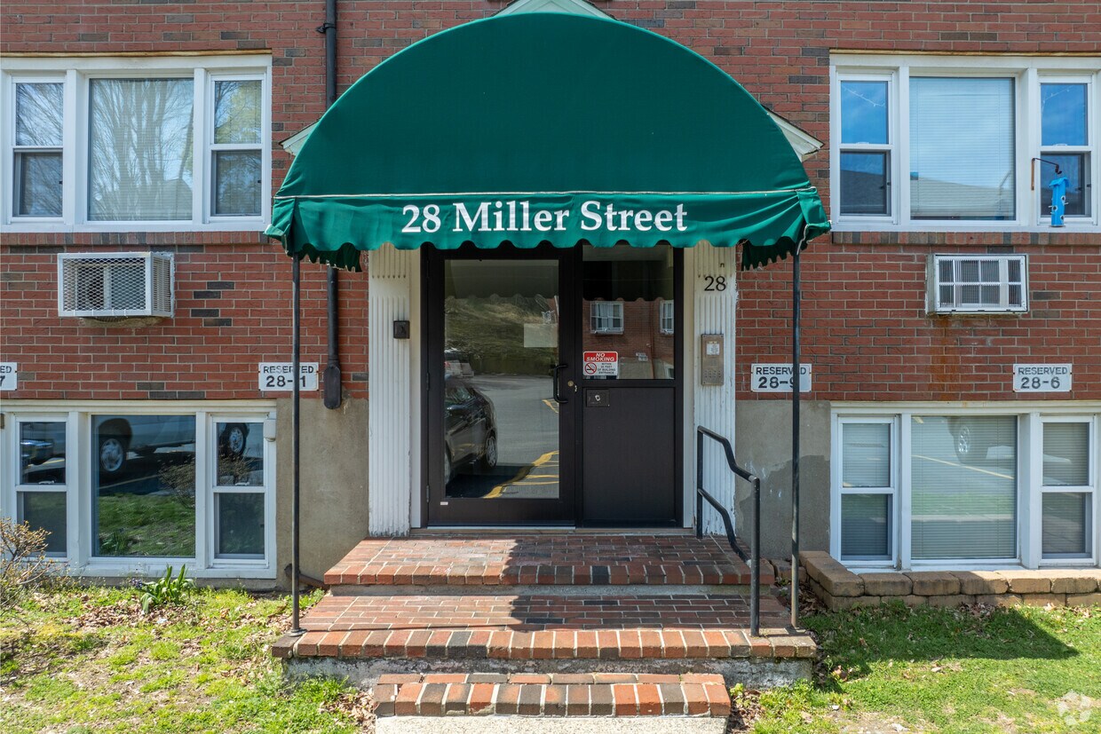 Entrada - Miller Place