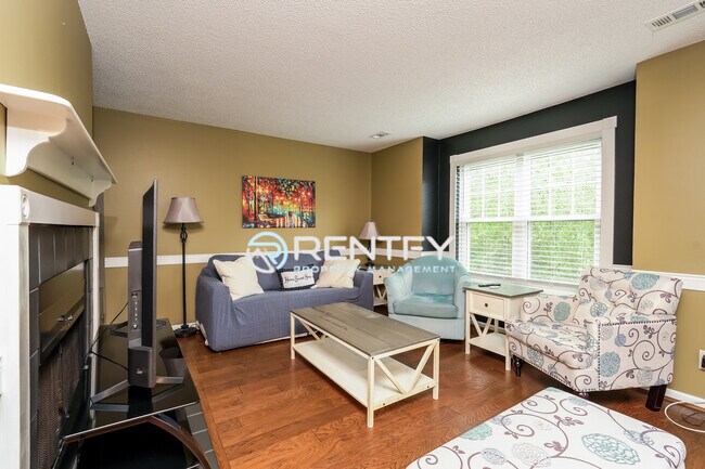 Foto del edificio - 3810 Old Rosebud Ct