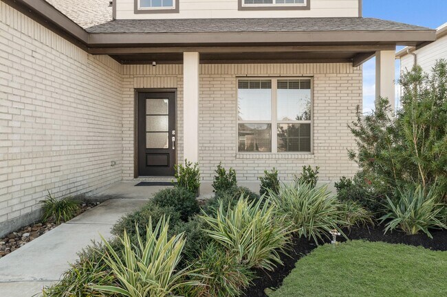 Foto del edificio - 5026 Lavaridge Dr