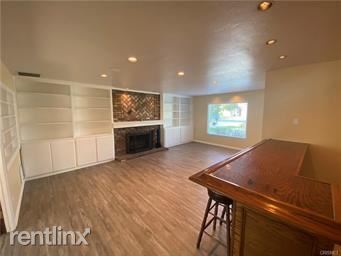Foto del edificio - 6 br, 4 bath House - 22208 Wyandotte St