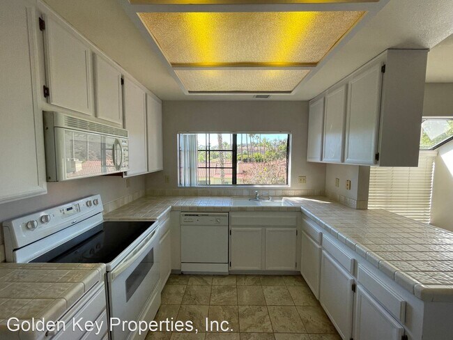 Building Photo - 3 br, 2 bath House - 3140 Arroyo Vista