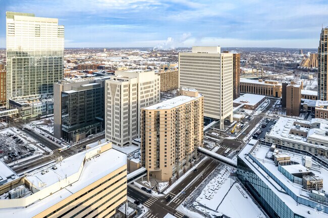 Foto aérea - The Crossings Condominium