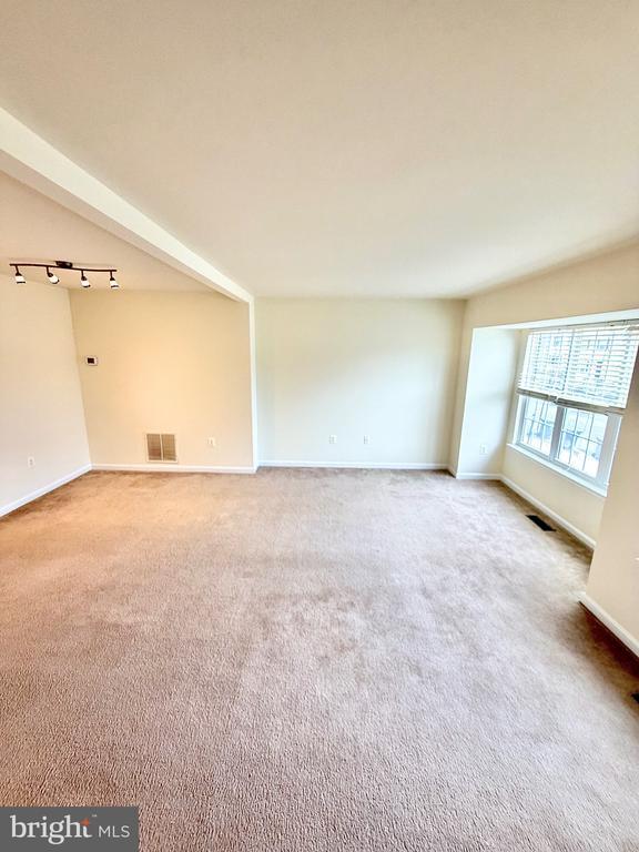 Building Photo - 17357 Sligo Loop