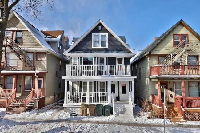 Building Photo - 452 W Doty St