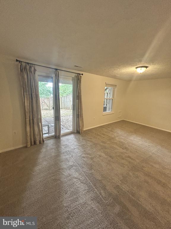 Foto del edificio - 9536 Melrose Square Way