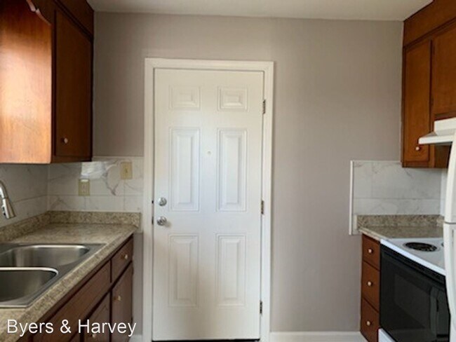 Building Photo - 1 br, 1 bath House - 204 Sunset Ct
