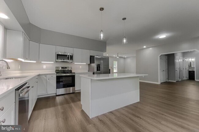 Foto del edificio - 3815 Catesby Oak Ct