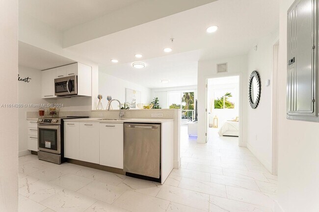 Foto del edificio - 1850 Monroe Street Unit 210