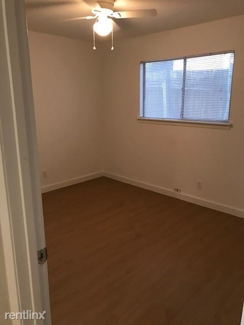 Foto del edificio - 2204 Enfield Rd