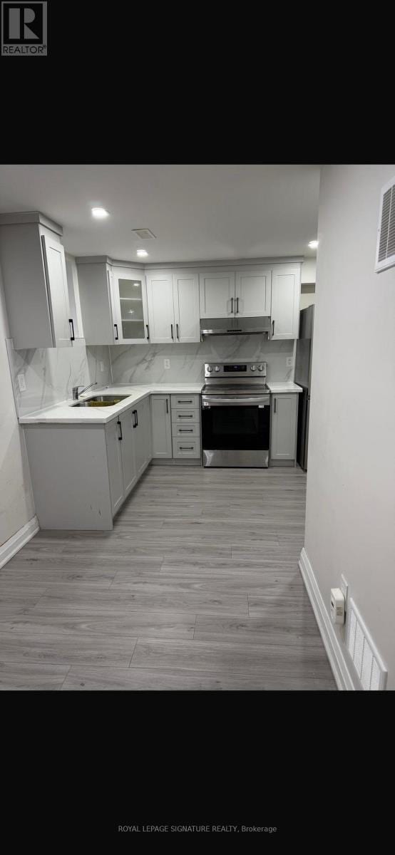 Building Photo - 806 Envoy Dr