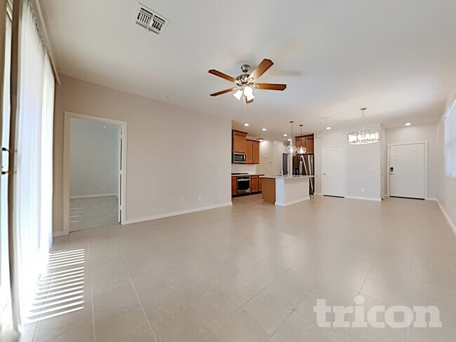 Foto del edificio - 13283 N 144th Ln