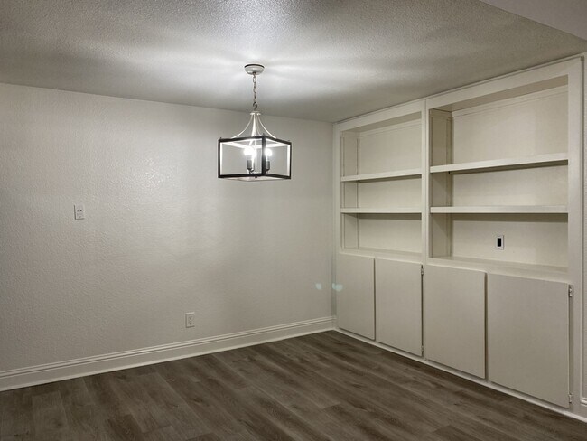 Foto del edificio - 3020 Olive Glen Ct