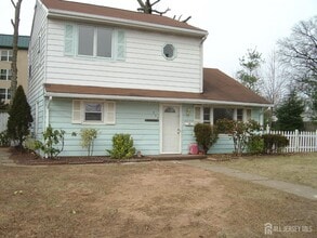 Building Photo - 433 Jansen Ave