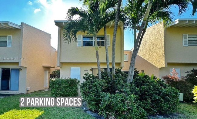 Building Photo - 9009 NE 4th Avenue Rd