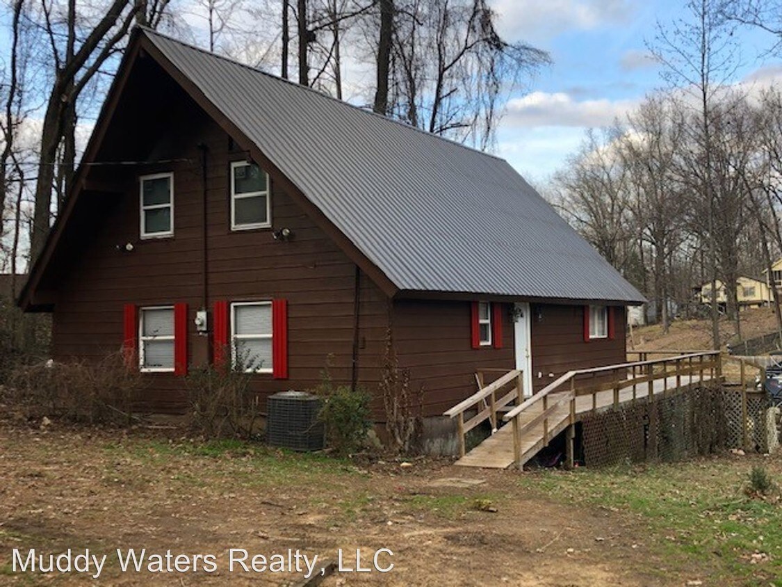 Primary Photo - 4 br, 2 bath House - 10906 High Road