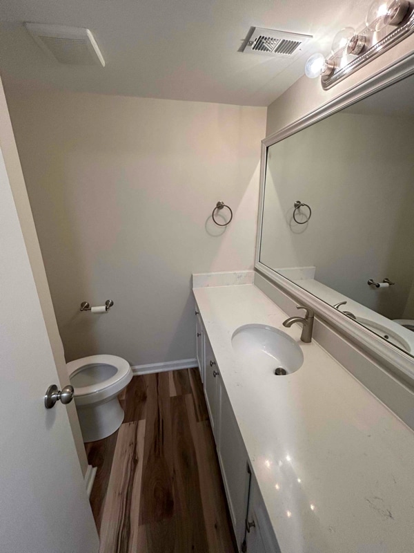 Building Photo - 1023 Hunters Trce