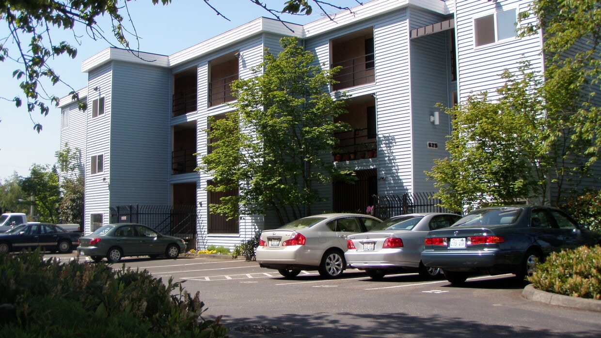 Parking lot view from SW155th - 625 SW 155th St