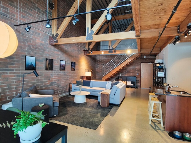 Foto del edificio - 300 Hamilton St