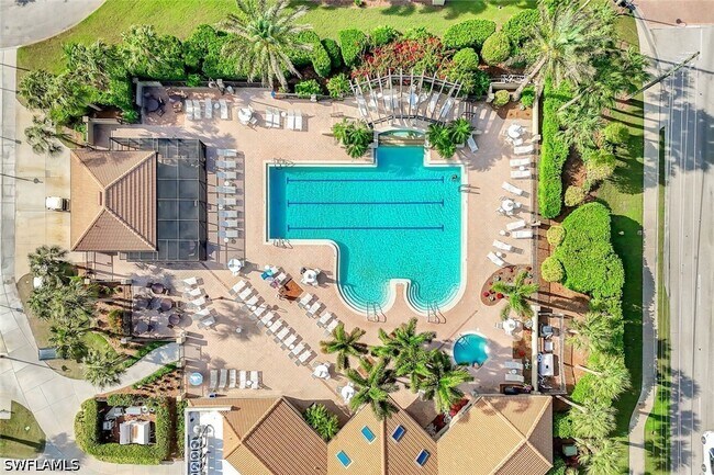 Foto del edificio - 12804 Maiden Cane Ln