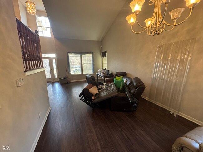 Building Photo - 7435 Sycamore Run Dr