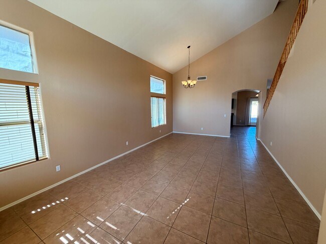 Building Photo - Spacious 4 Bedroom, 2.5 Bath Two-Story Surprise Home with Loft & 2-Car Garage