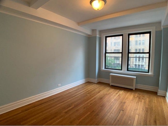 Building Photo - 242 East 72nd Street