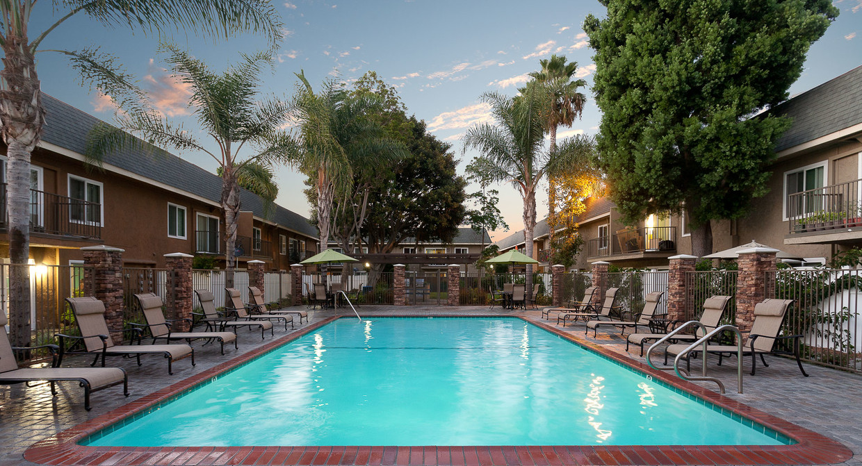 Beachwood Apartments - Anaheim, CA | Apartments.com