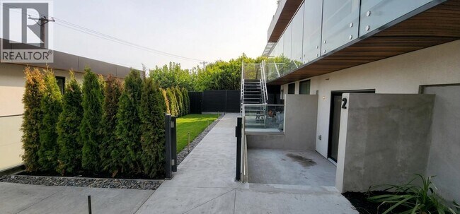 Building Photo - 3550 Quesnel Dr