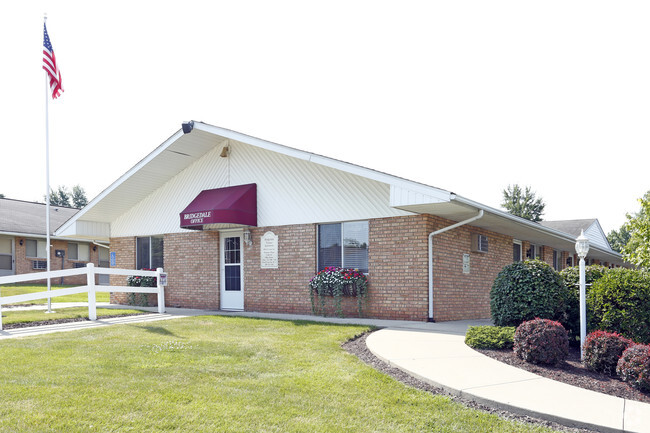 Leasing Office - Bridgedale Terrace Apartments