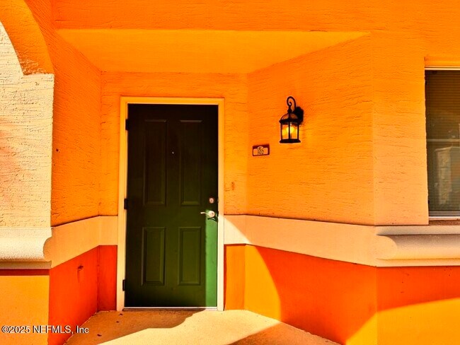 Foto del edificio - 9745 Touchton Rd