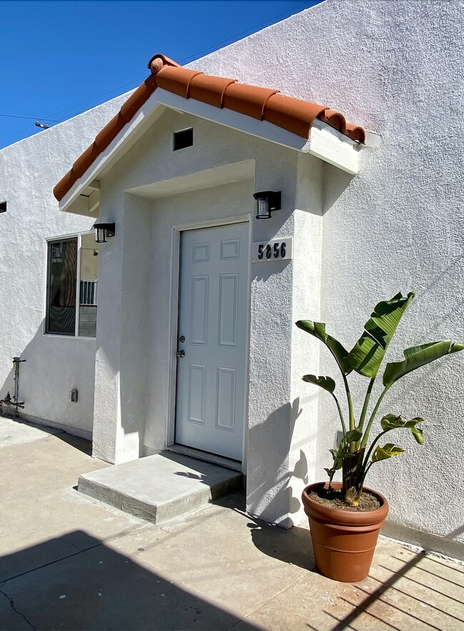 Foto del edificio - 5856 Arlington Ave