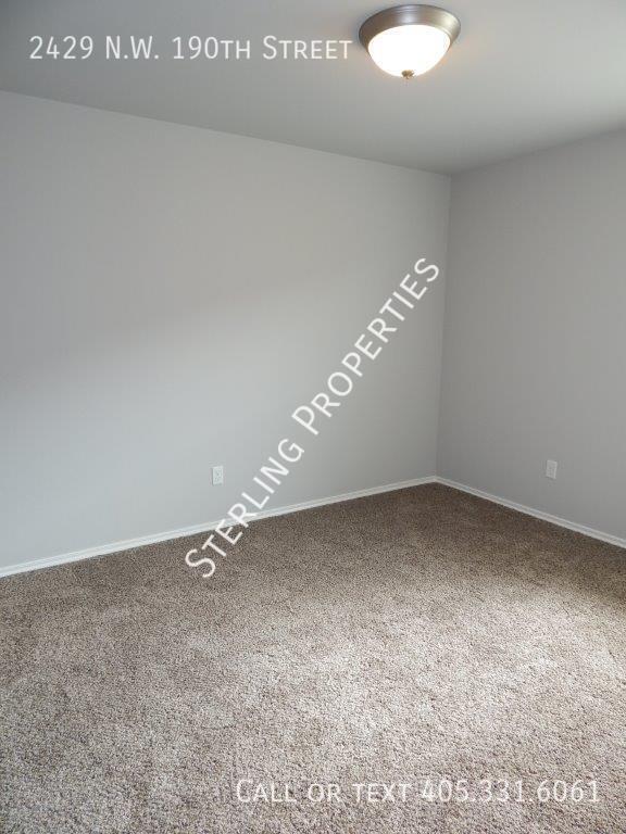 Building Photo - 2429 NW 190th St