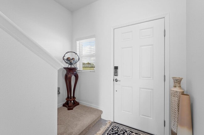 Foto del edificio - Beautifull Furnished Townhome - Nokomis - 2 Bedroom 2.5 bath plus office -1 Car Garage