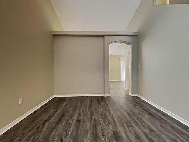 Building Photo - 8413 Legacy Valley Ave