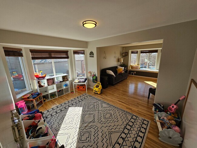 Foto del edificio - Massive 6 bed 4 bath home in 80922!!